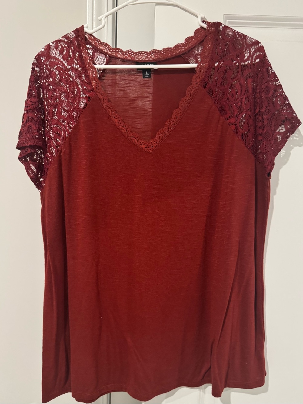 5/$40 Torrid Lace Sleeve V-Neck Top